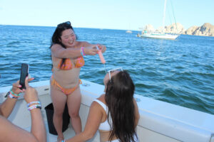 Do Stagette Yachts in Cabo Include Snorkeling Gear