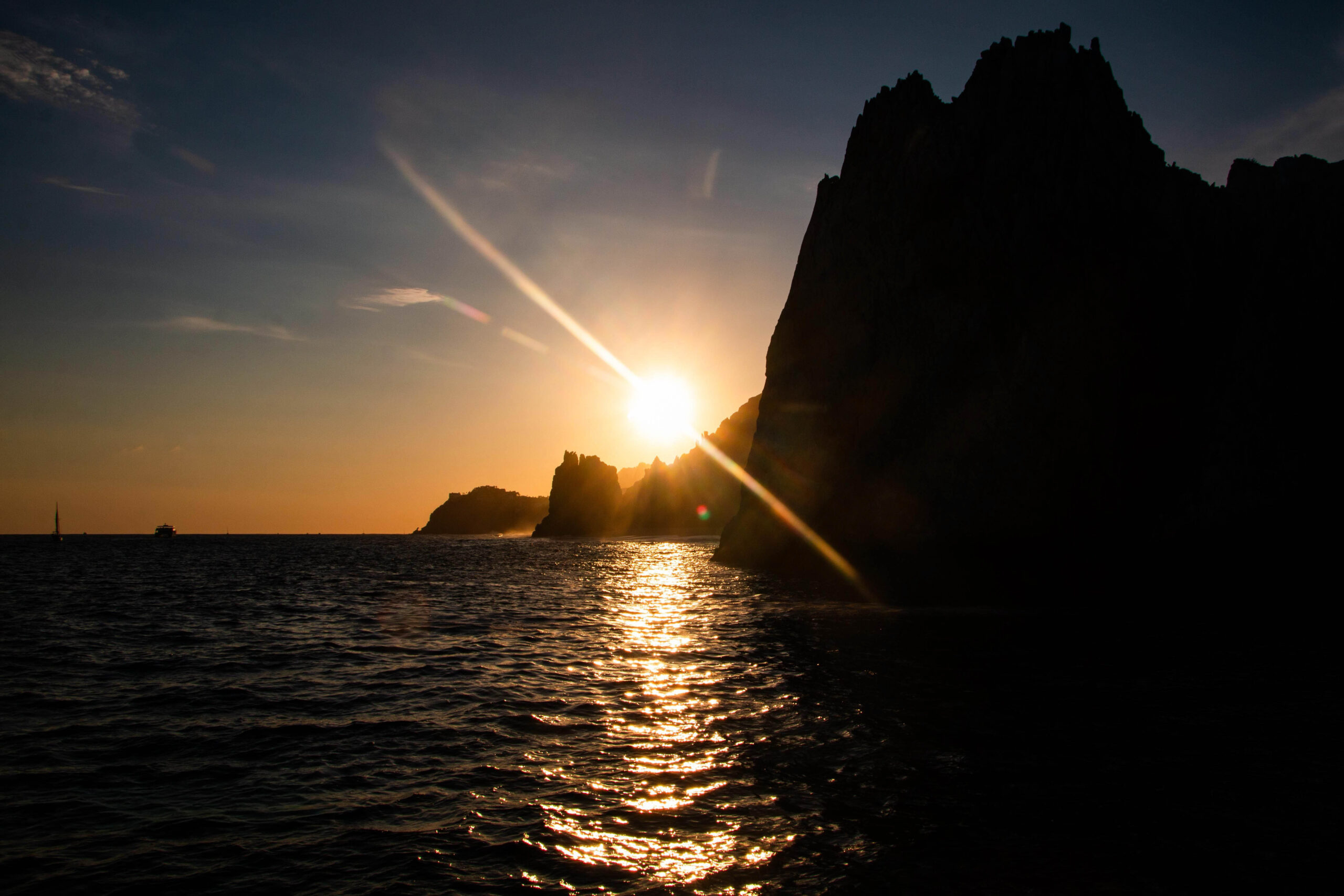 Where Do Locals Go Out at Night in Cabo