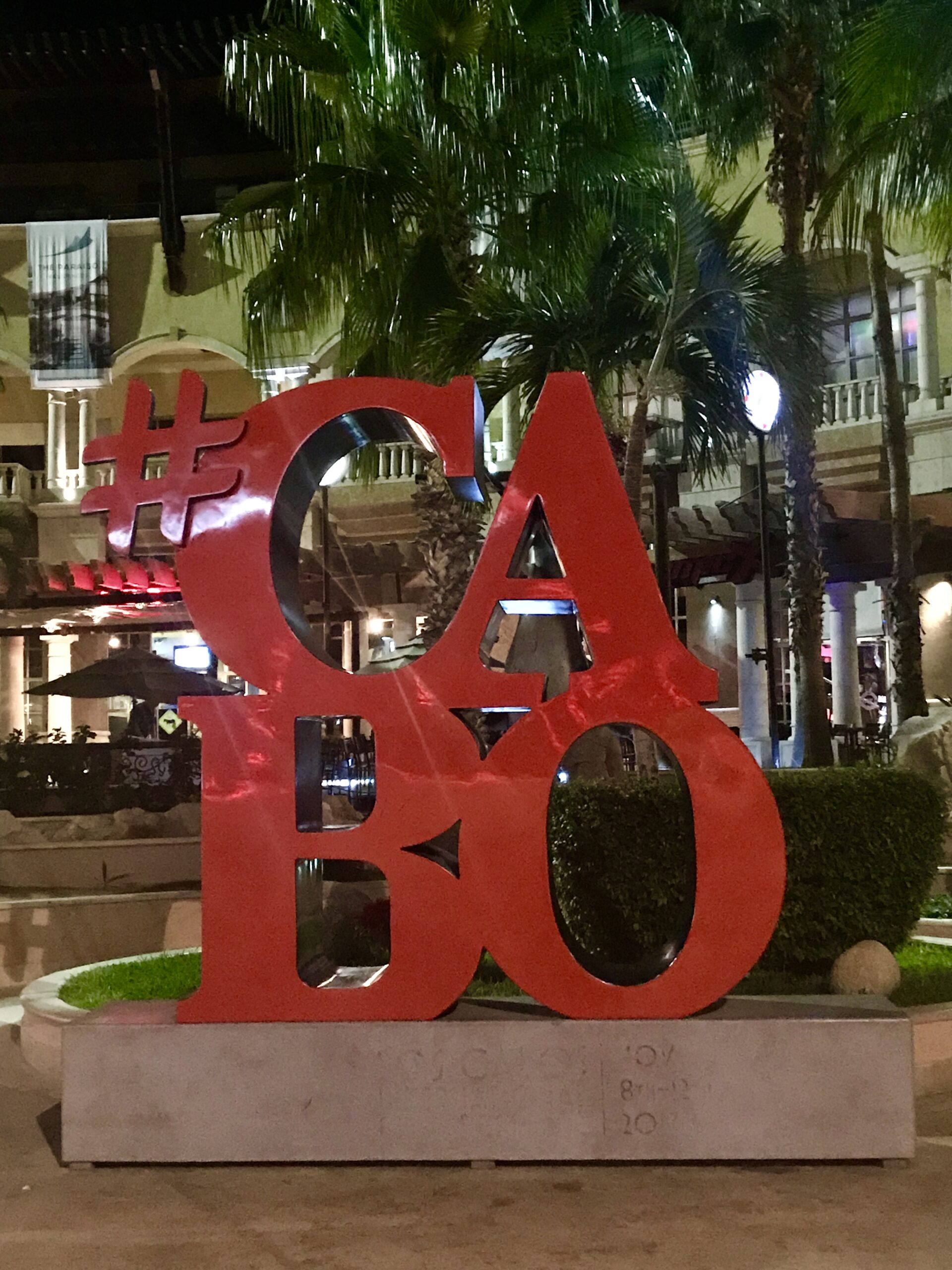 Are There ATMs and Banks in the Marina Area of Cabo San Lucas