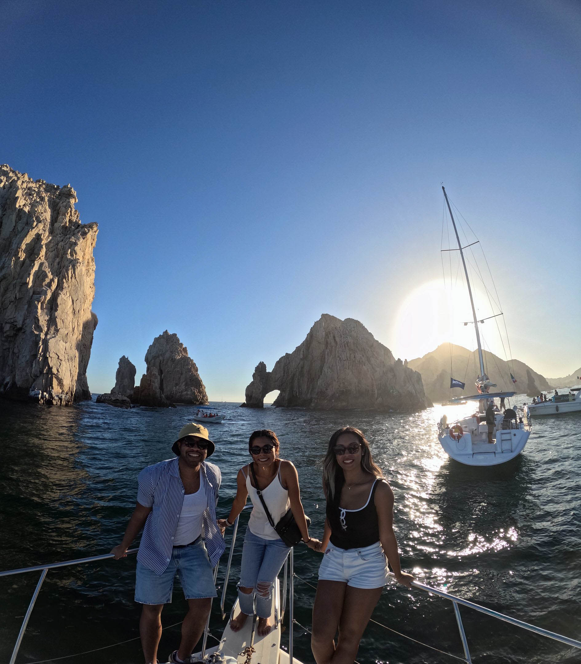 What Are the Best Happy-Hour Deals on the Cabo Marina
