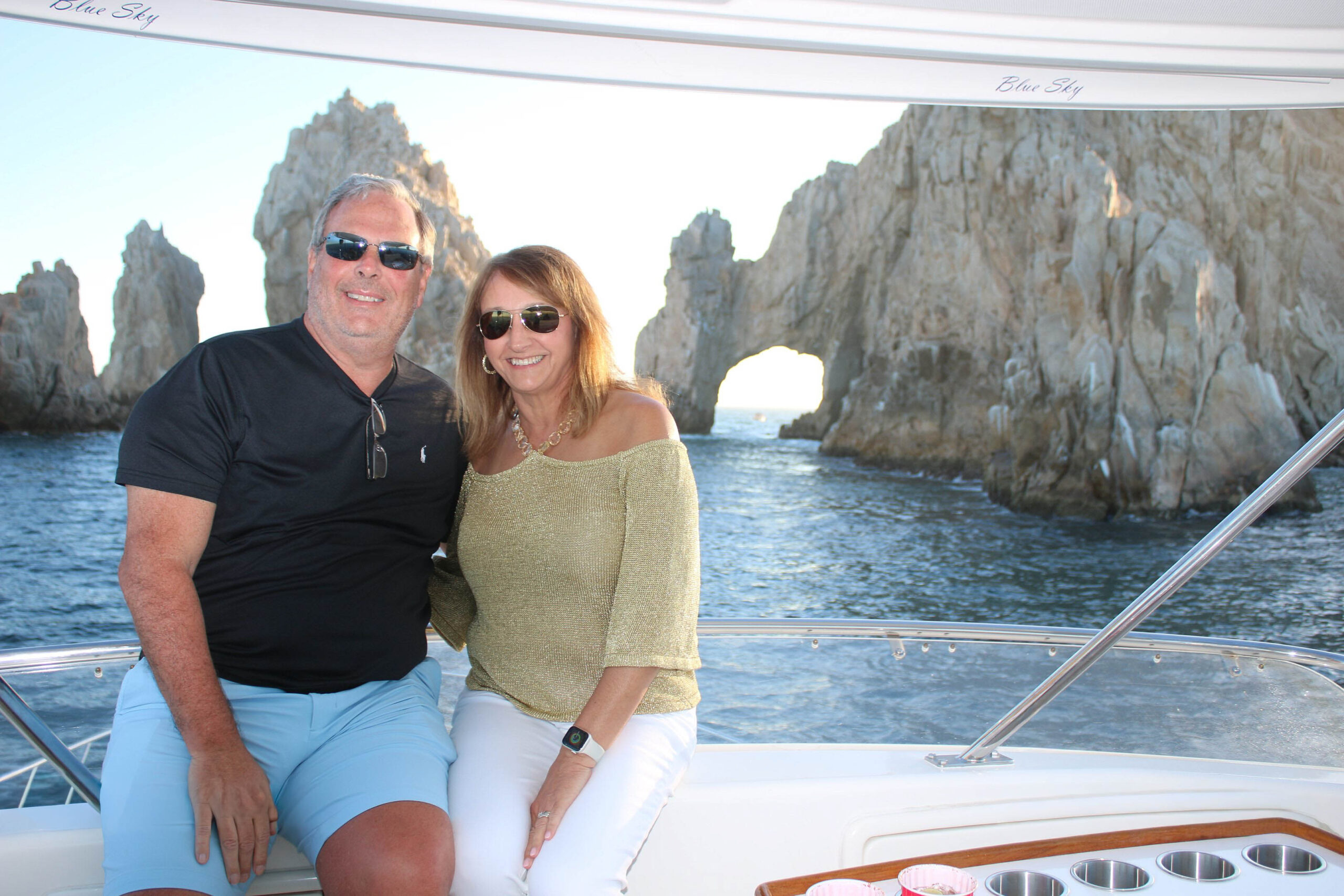 What Landmarks Are Included On A Standard Cabo Boat Tour