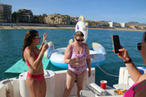 Is a Cabo Boat Tour Suitable for Beginner Snorkelers
