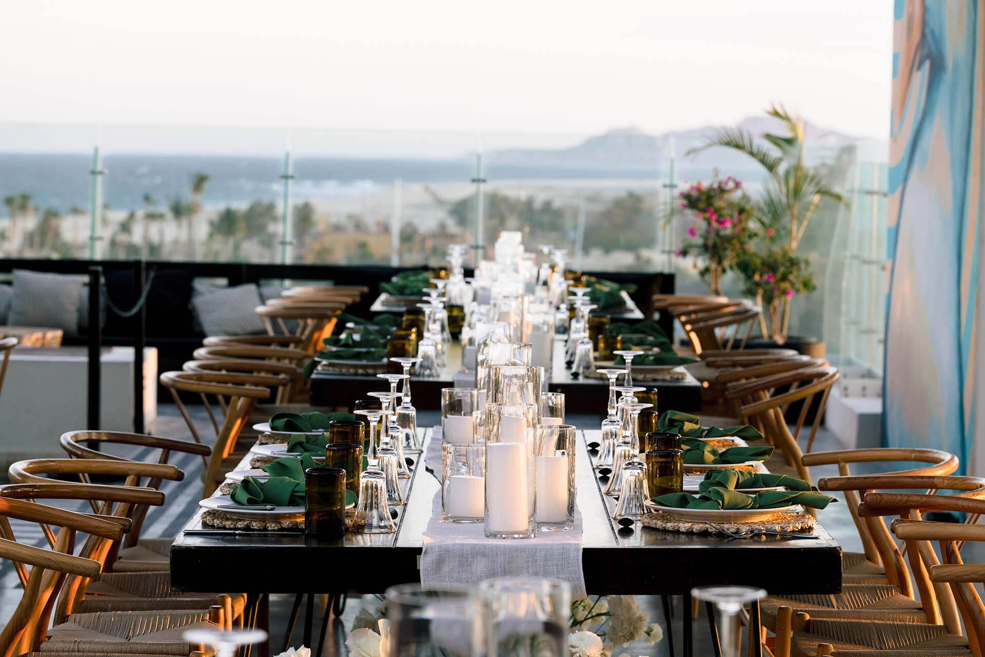 Are Weddings or Proposals Allowed on a Cabo Boat Tour