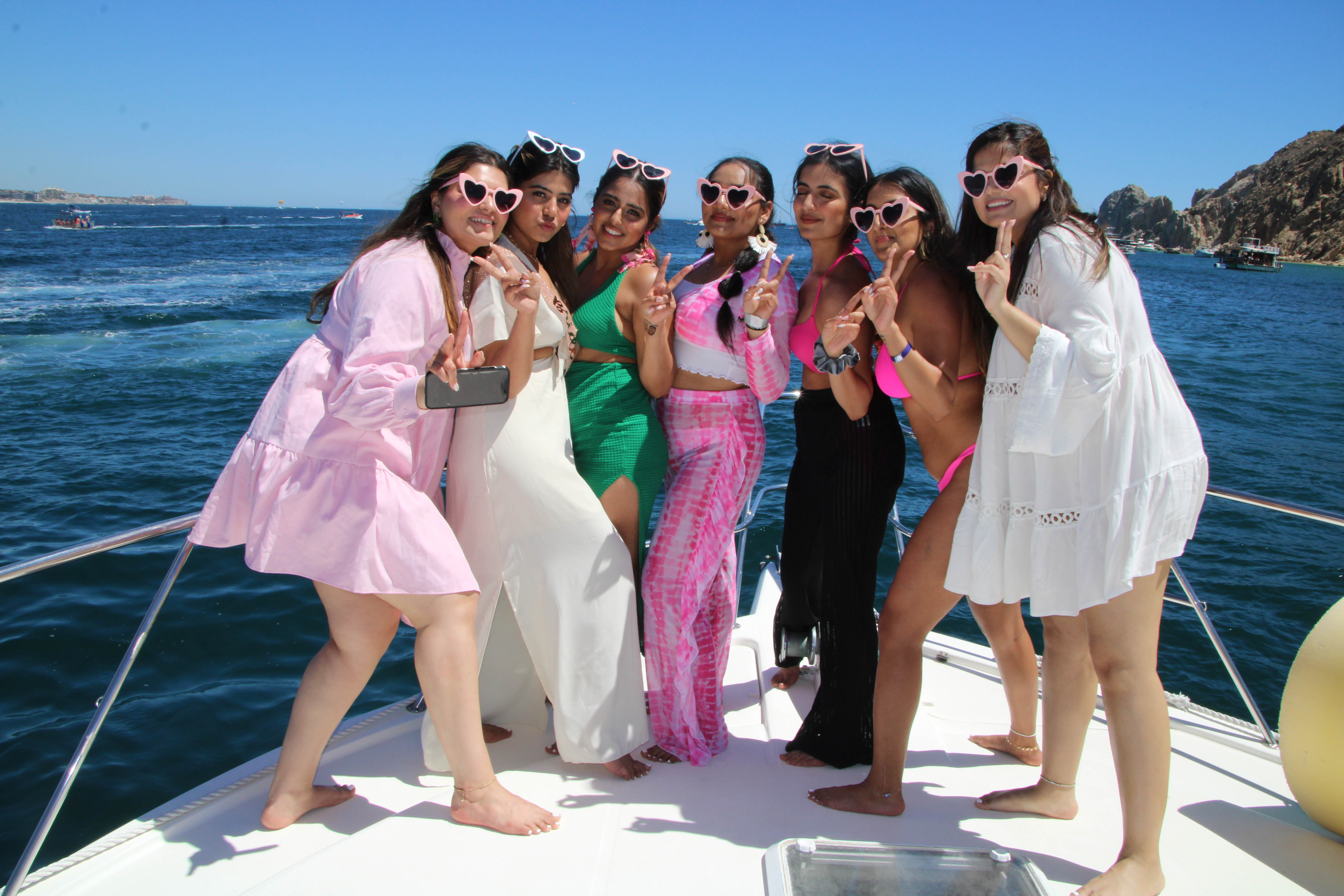 Cabo Yacht Charter Stagette Party