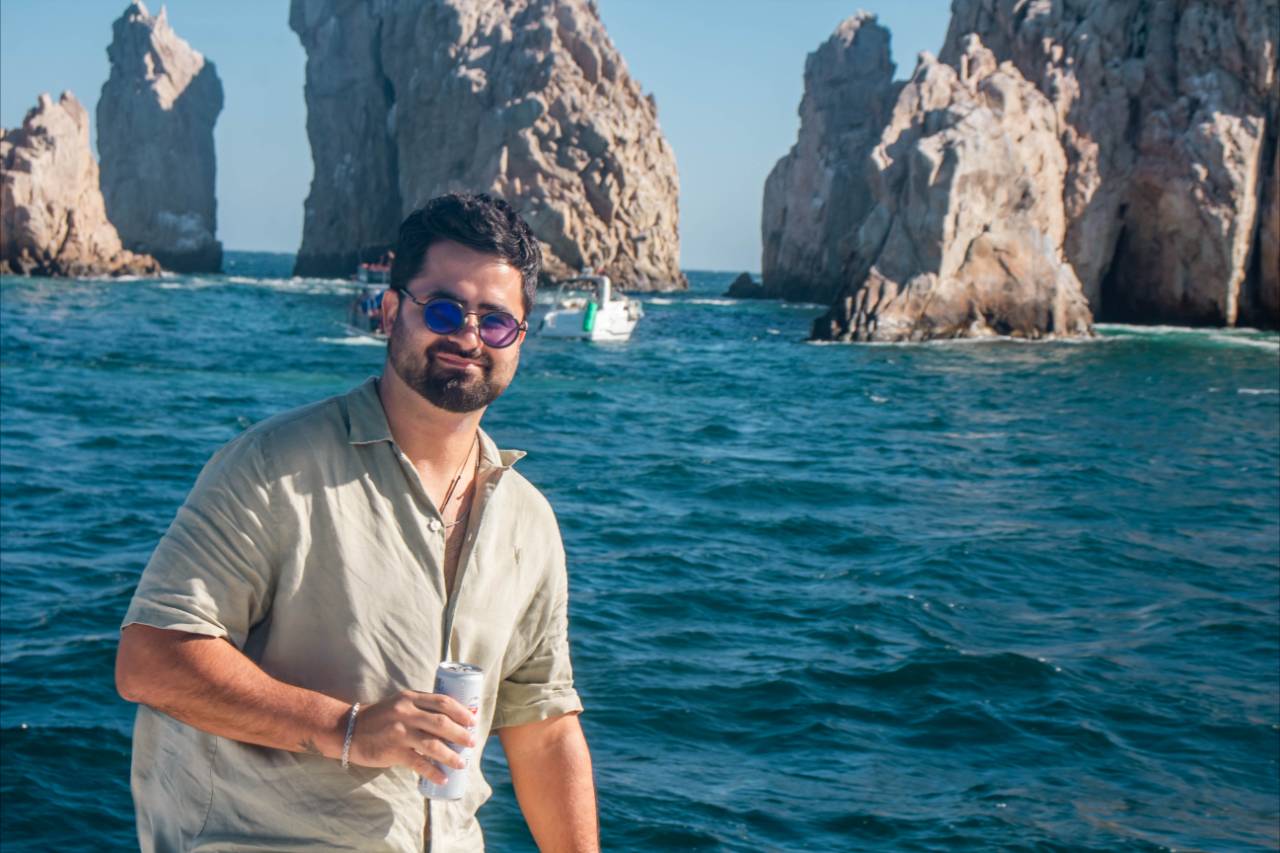 How Long Is the Boat Ride to the Arch from Cabo Marina