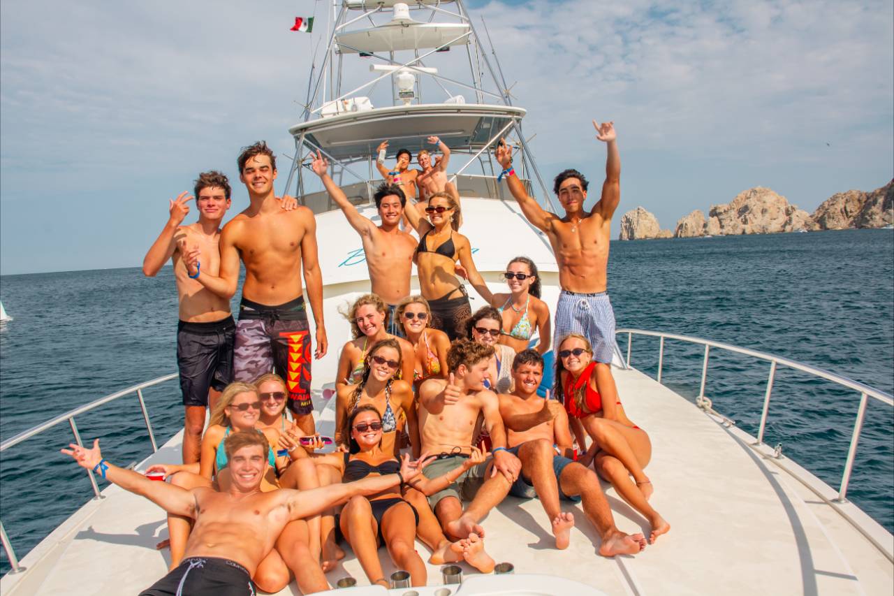 What Is the Average Price per Person for a Cabo Yacht Party