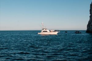 What Is the Difference Between Catamaran and Yacht in Cabo