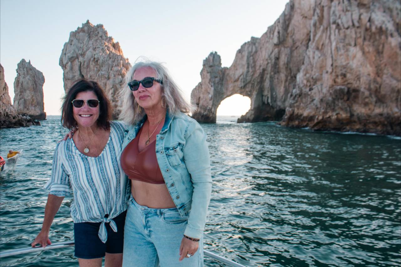 How Much Does a Yacht Charter Cost in Cabo San Lucas