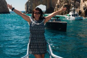 How Much Should I Tip the Crew on a Private Yacht Charter in Cabo